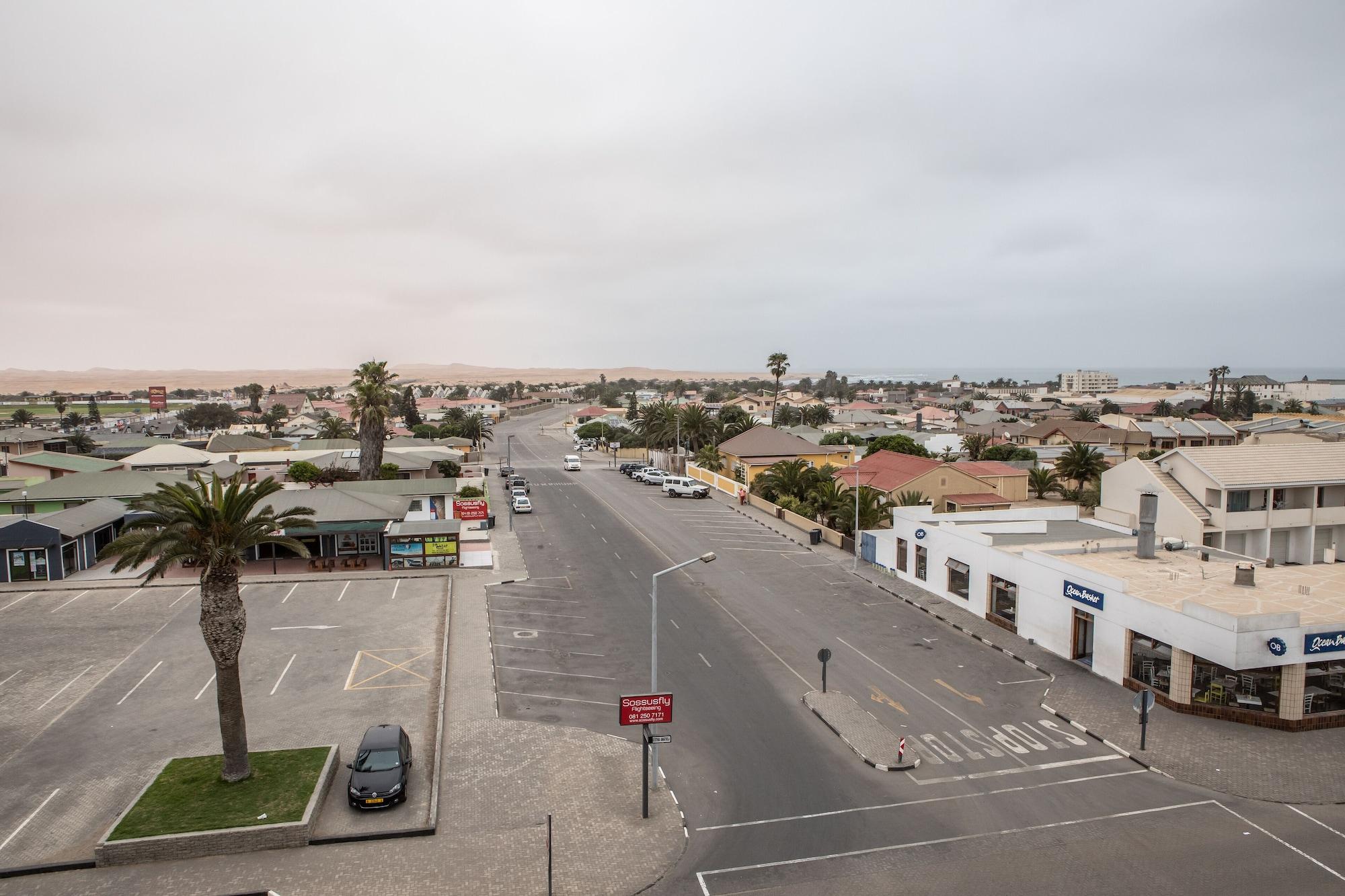 Swakopmund Plaza Hotel Exterior photo