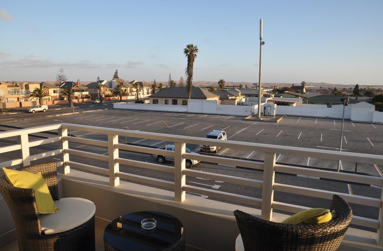 Swakopmund Plaza Hotel Exterior photo