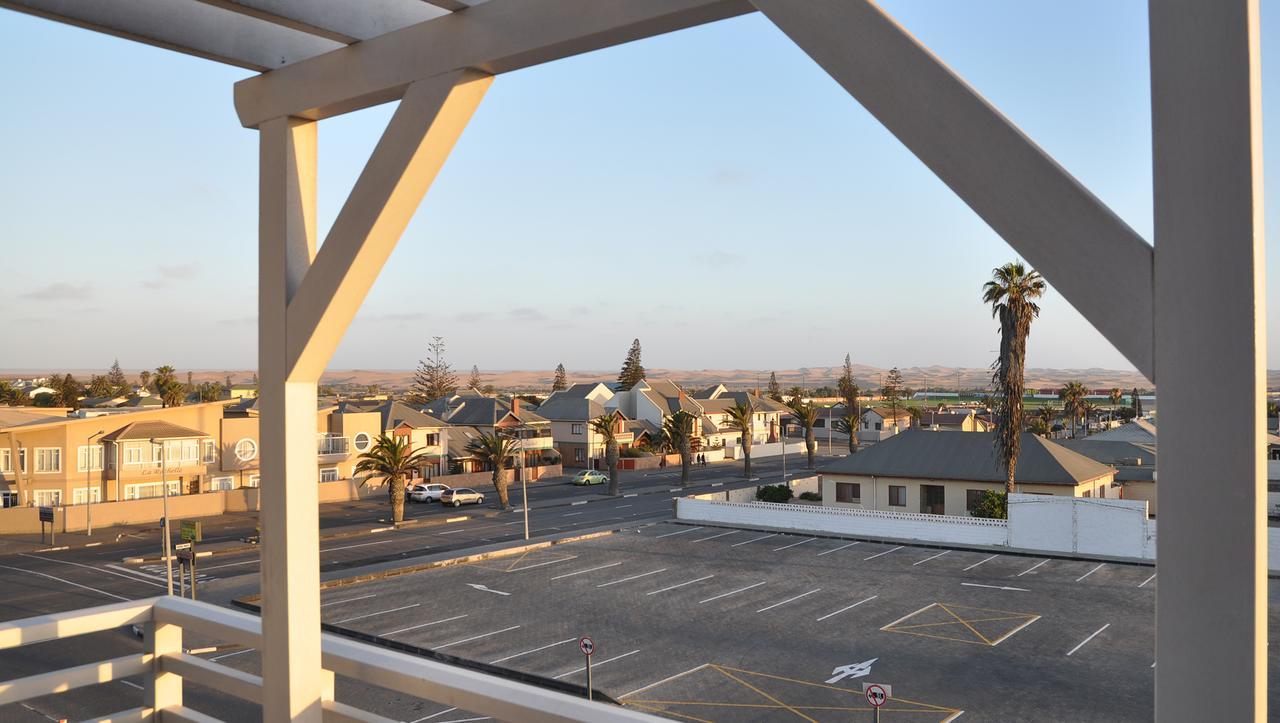 Swakopmund Plaza Hotel Exterior photo