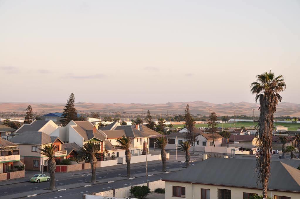 Swakopmund Plaza Hotel Exterior photo